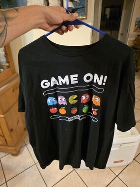 Gildan Men's Retro 80's Pac-Man Game On! Rubik's Cube Graphic T Shirt Sz XL